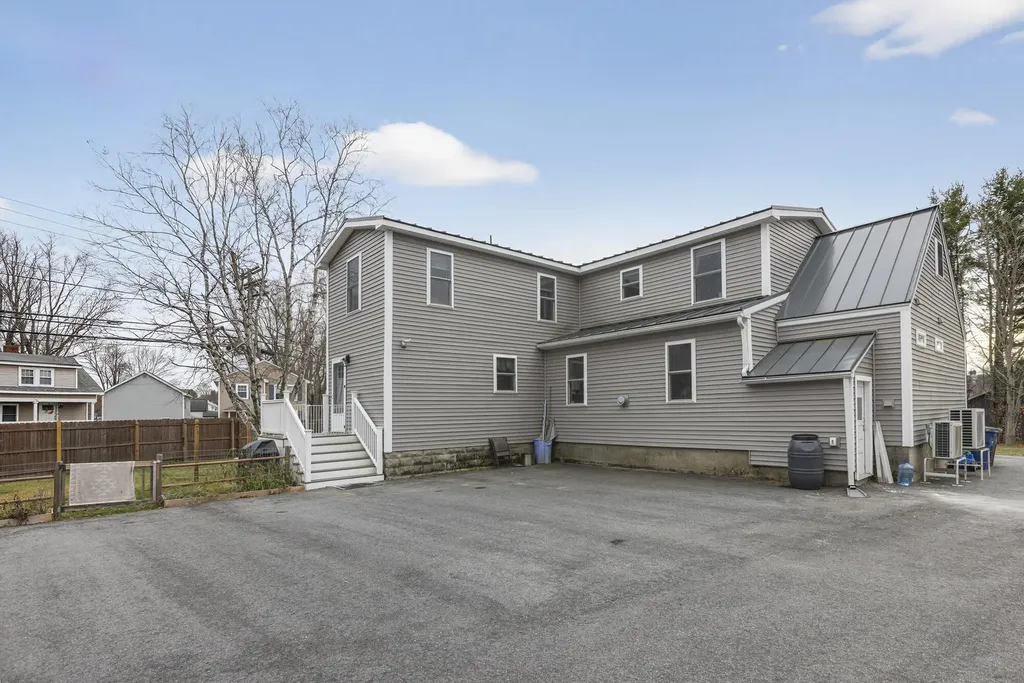 7 Union Street Westbrook ME 04092