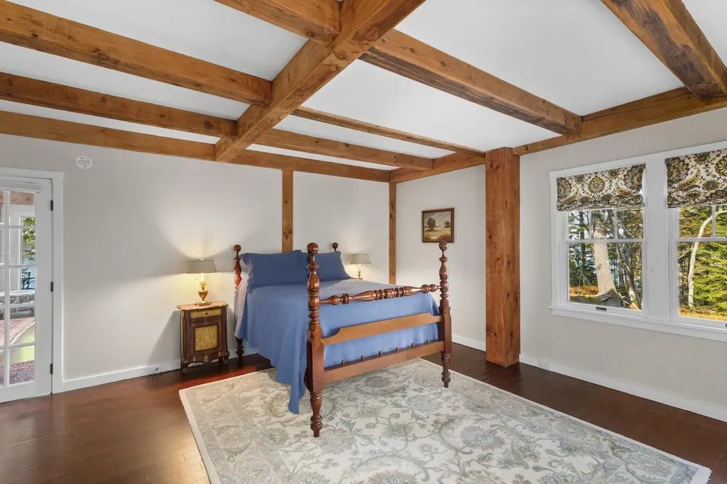 93 Abbott Cove Road West Bath ME 04530