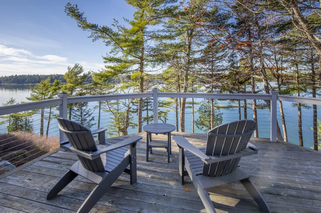 93 Abbott Cove Road West Bath ME 04530