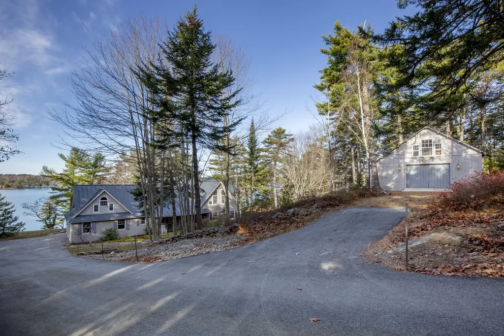 93 Abbott Cove Road West Bath ME 04530