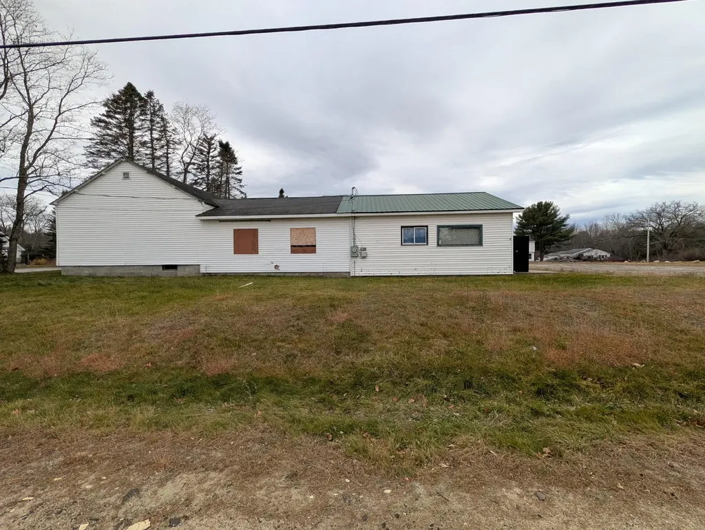 1036 Meadow Road Casco ME 04015