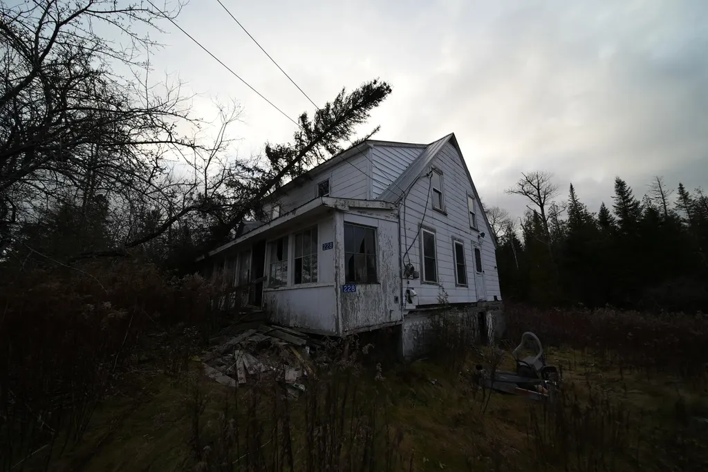 228 U.s. Route 1 Bridgewater ME 04735