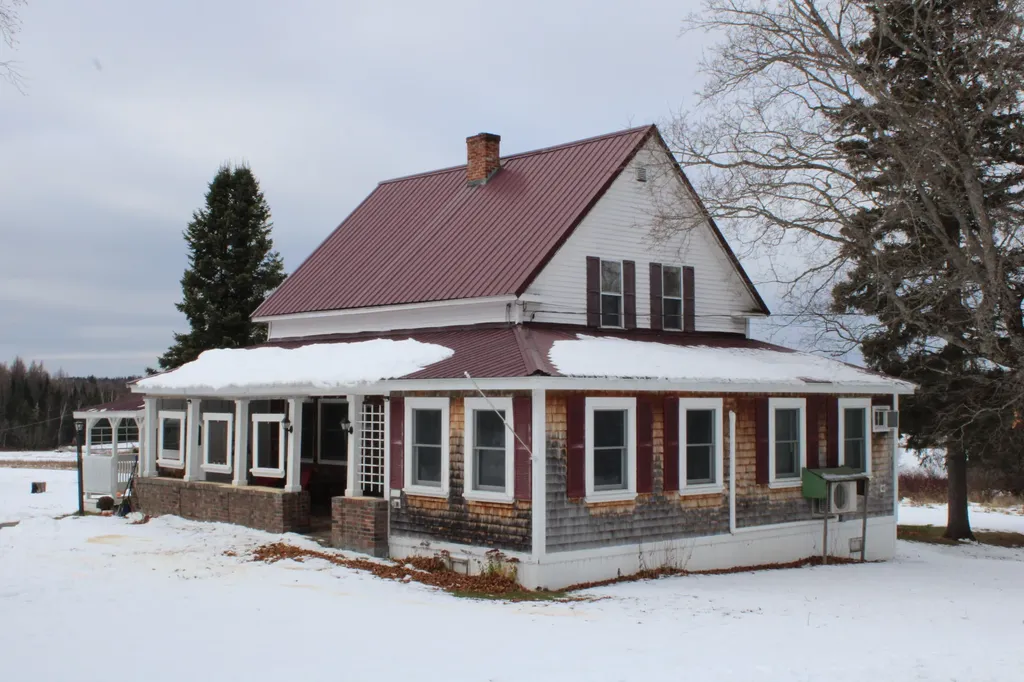 385 Carson Road Woodland ME 04736