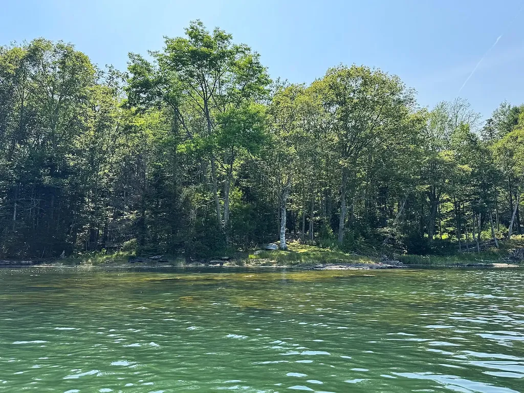 196 Pemaquid Harbor Road Bristol ME 04558