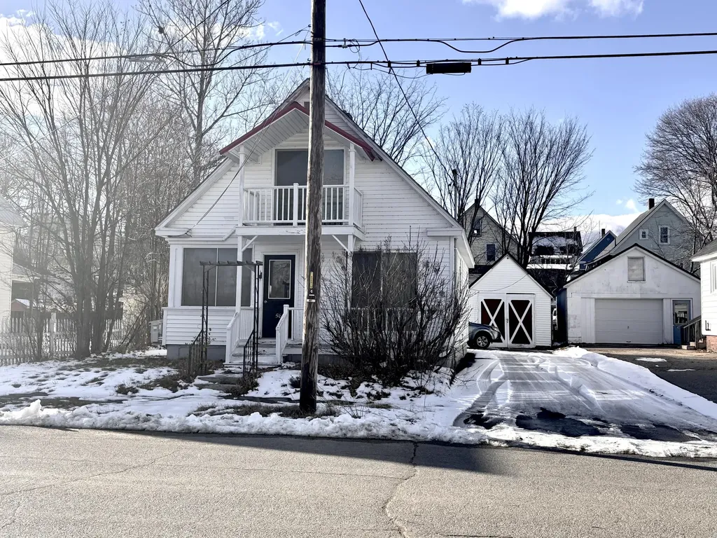 56 Congress Street Millinocket ME 04462