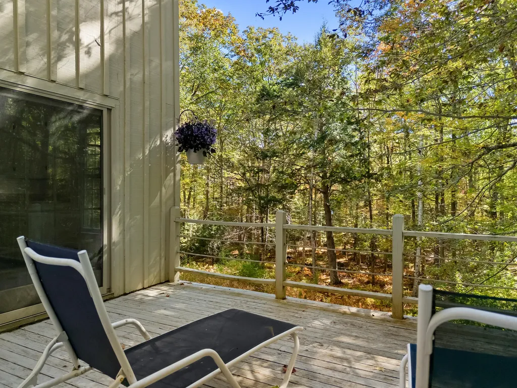 13 Hemlock Drive Lincolnville ME 04849