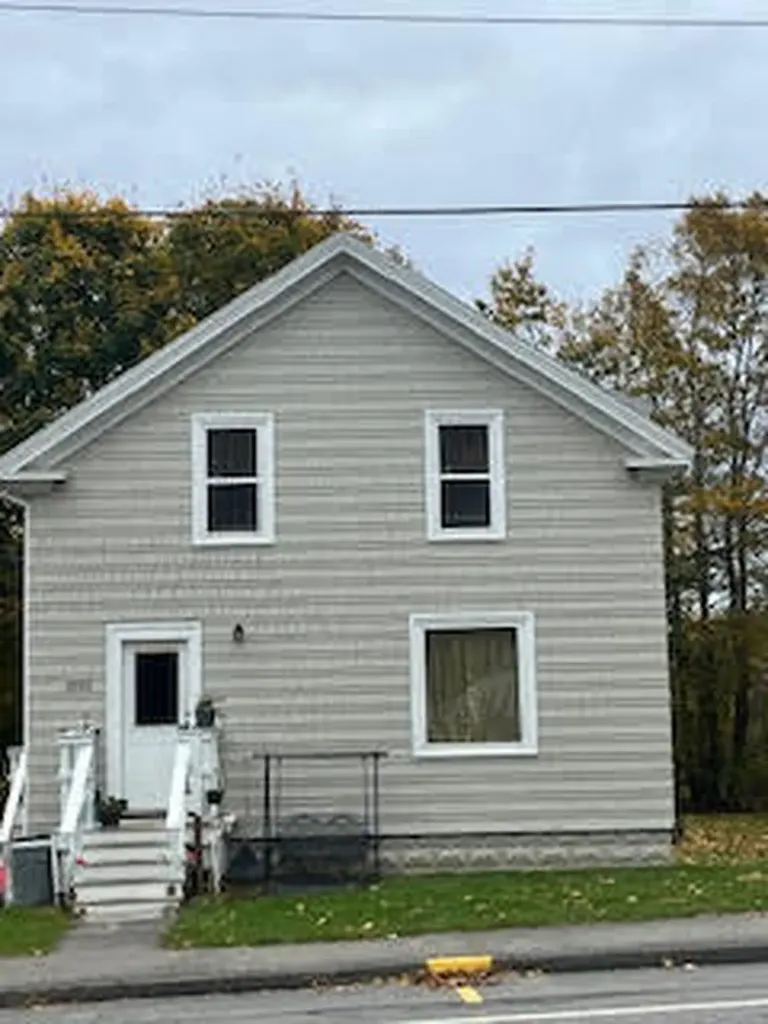 1032 Commercial Street Rockport ME 04856