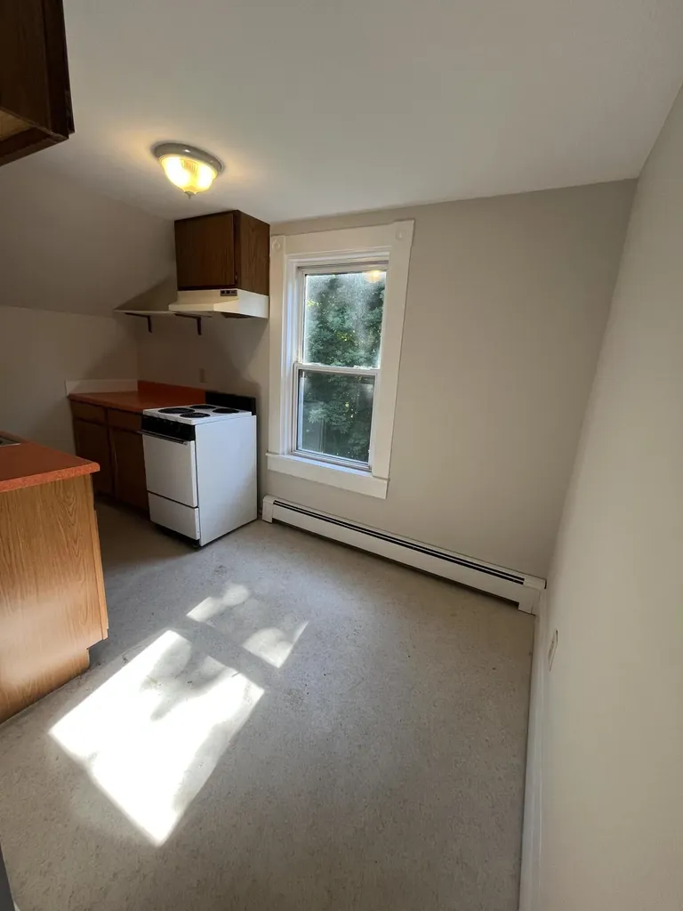 1032 Commercial Street Rockport ME 04856