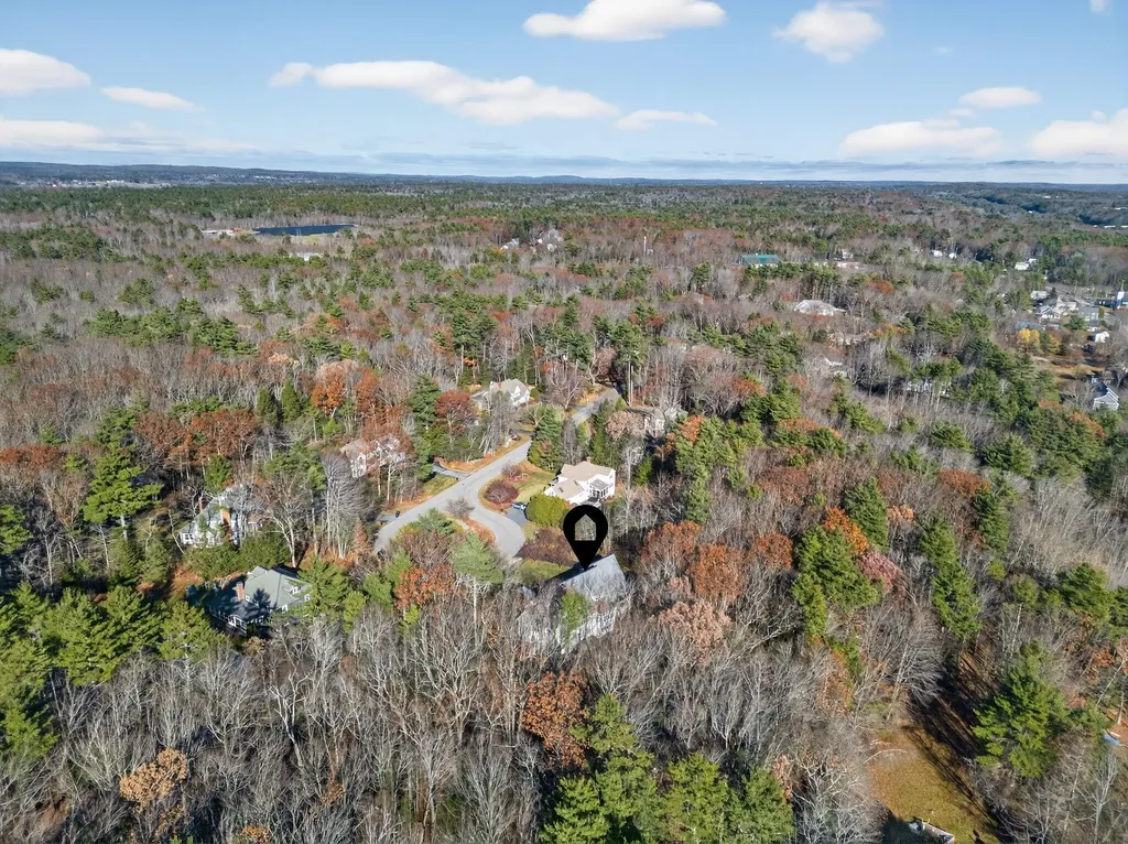 26 Mitchellwood Drive Falmouth ME 04105