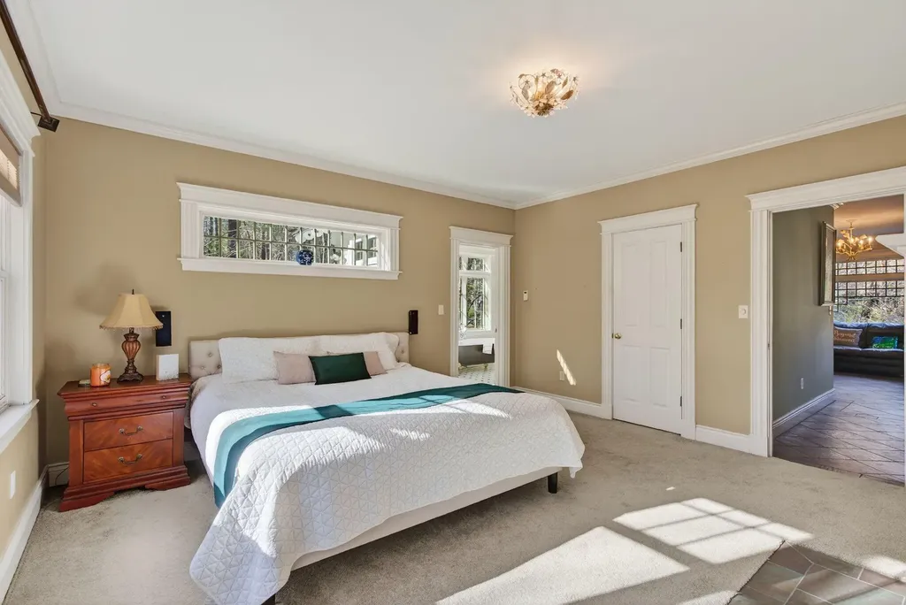 26 Mitchellwood Drive Falmouth ME 04105