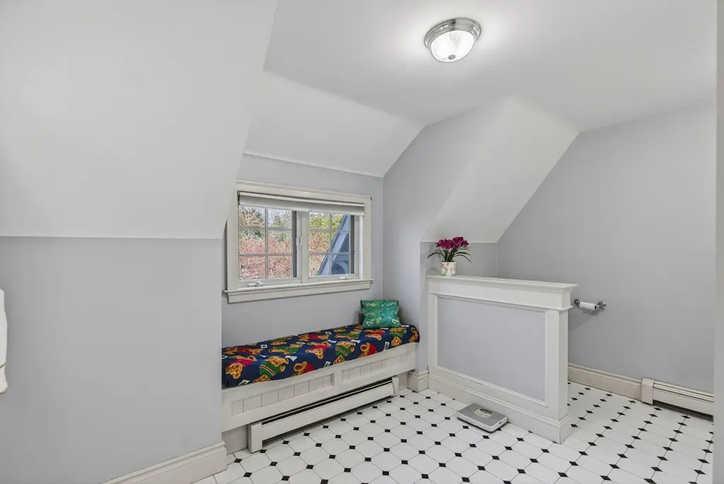 26 Mitchellwood Drive Falmouth ME 04105