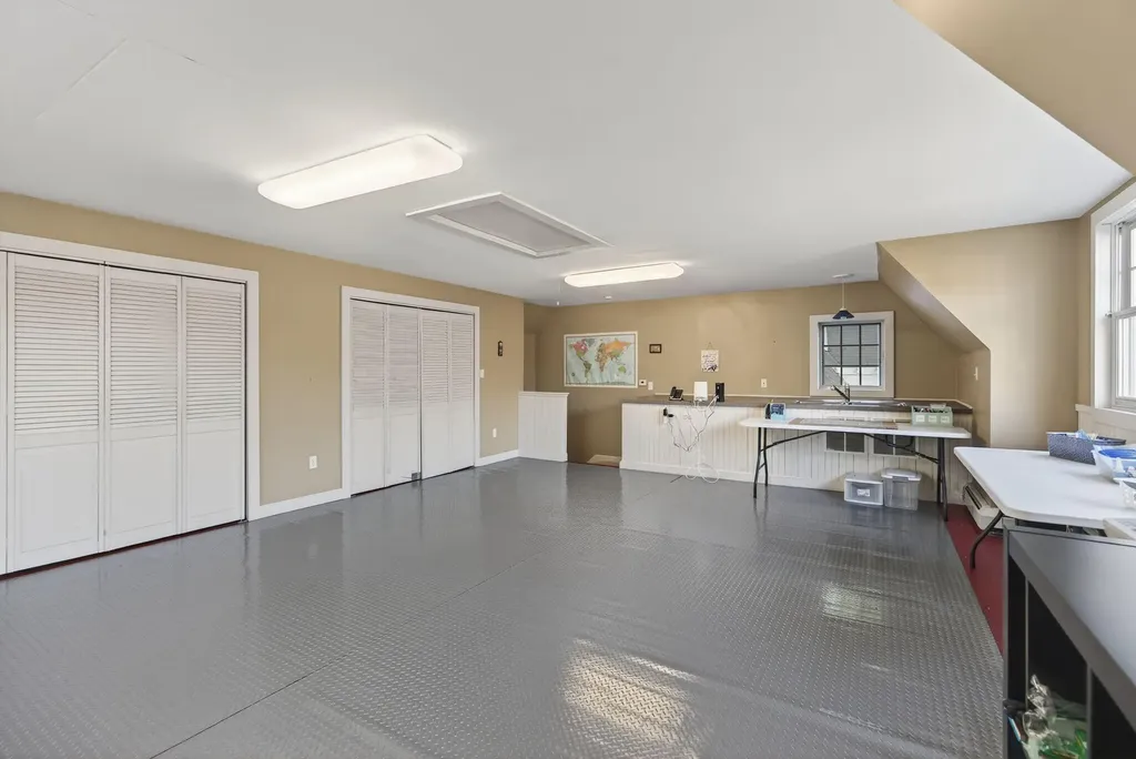 26 Mitchellwood Drive Falmouth ME 04105