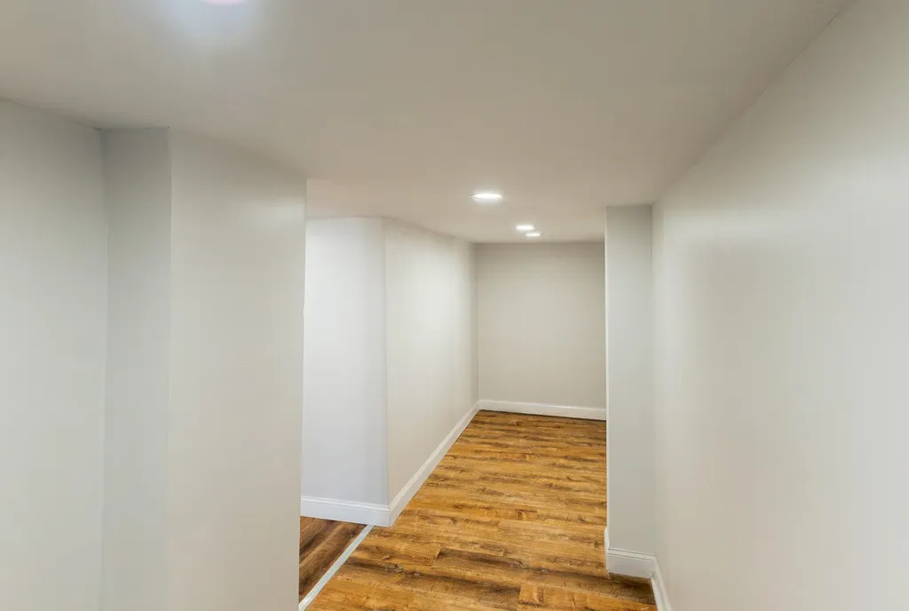 35 Oakland Street Waterville ME 04901