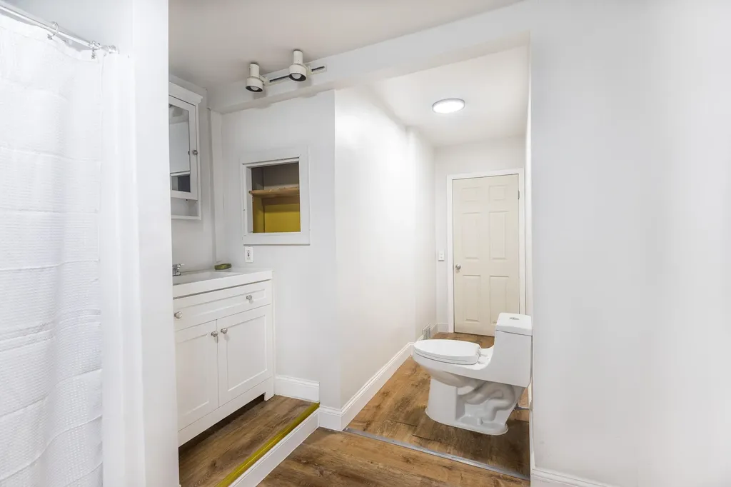 35 Oakland Street Waterville ME 04901