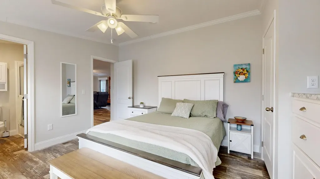 962 Main Street Monmouth ME 04259