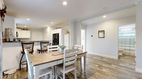 962 Main Street Monmouth ME 04259