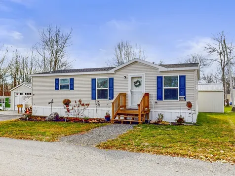 962 Main Street Monmouth ME 04259