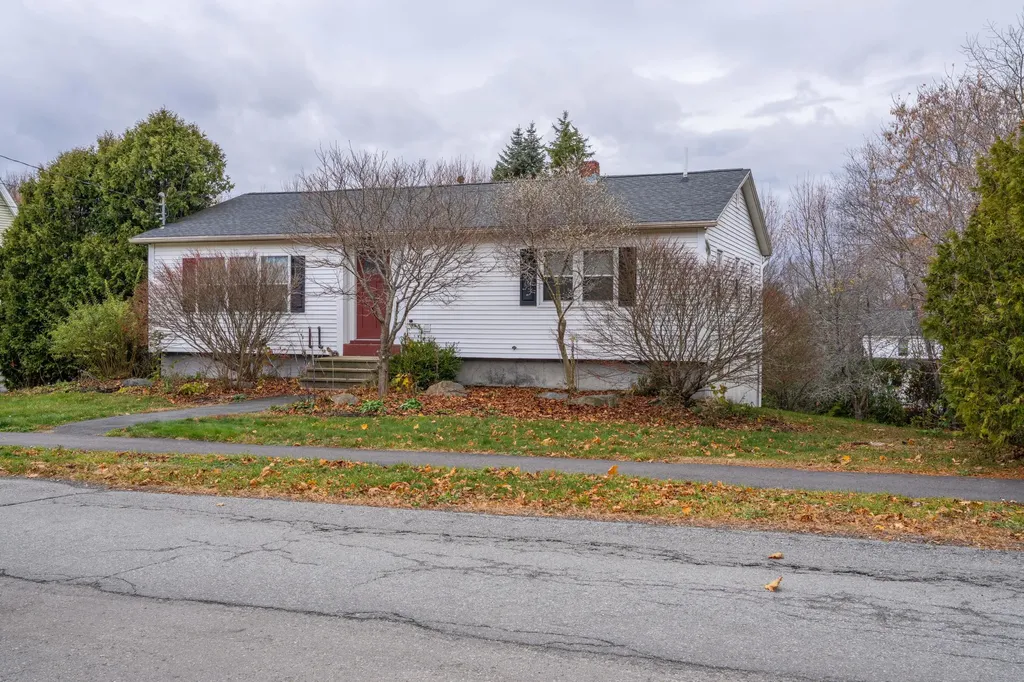 306 Birch Street Bangor ME 04401