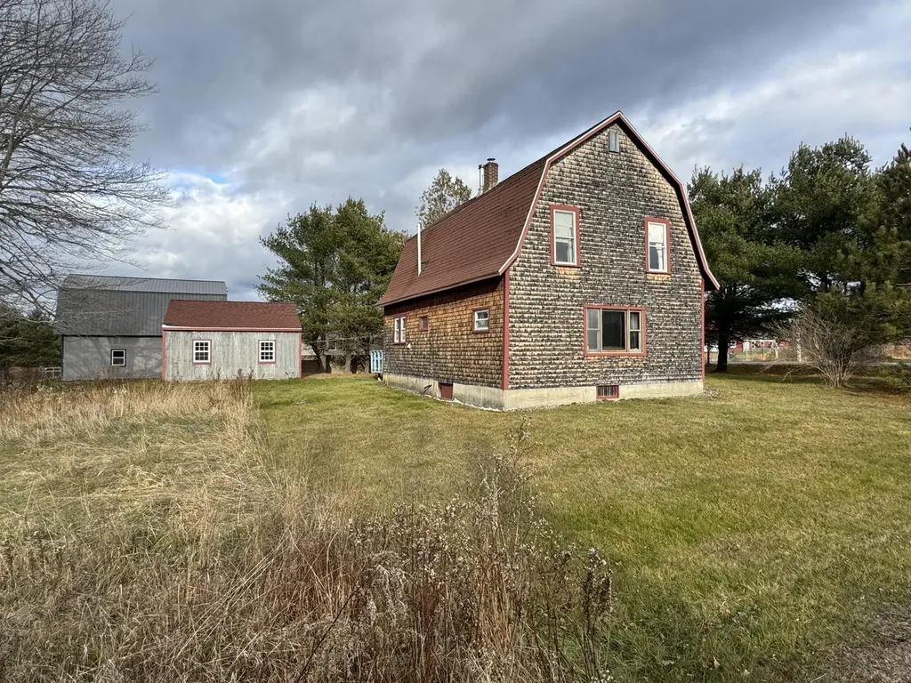 138 Spring Road Augusta ME 04330