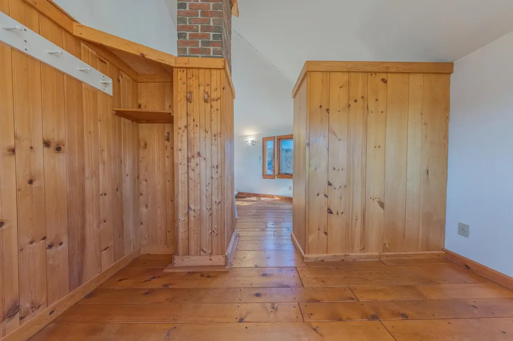 26 Tidal Creek Road Brooksville ME 04642