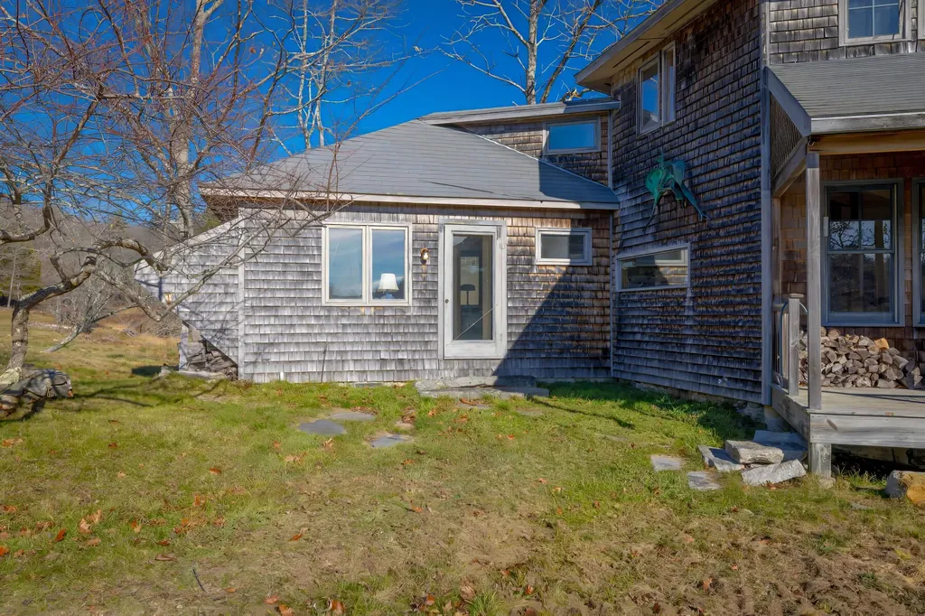 26 Tidal Creek Road Brooksville ME 04642