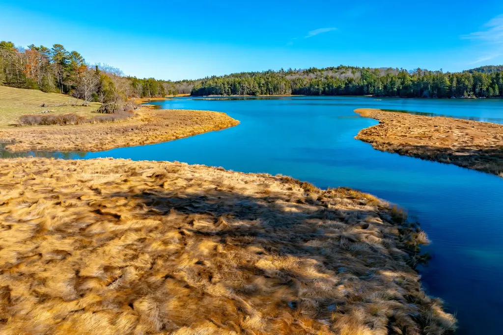 26 Tidal Creek Road Brooksville ME 04642