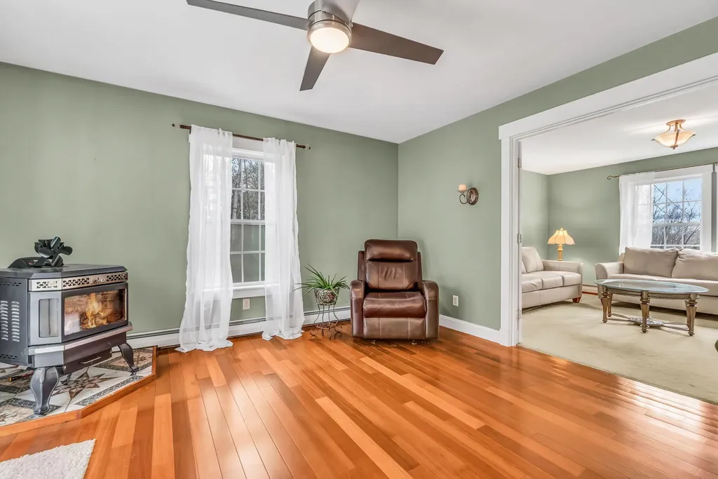 78 Star Drive Minot ME 04258