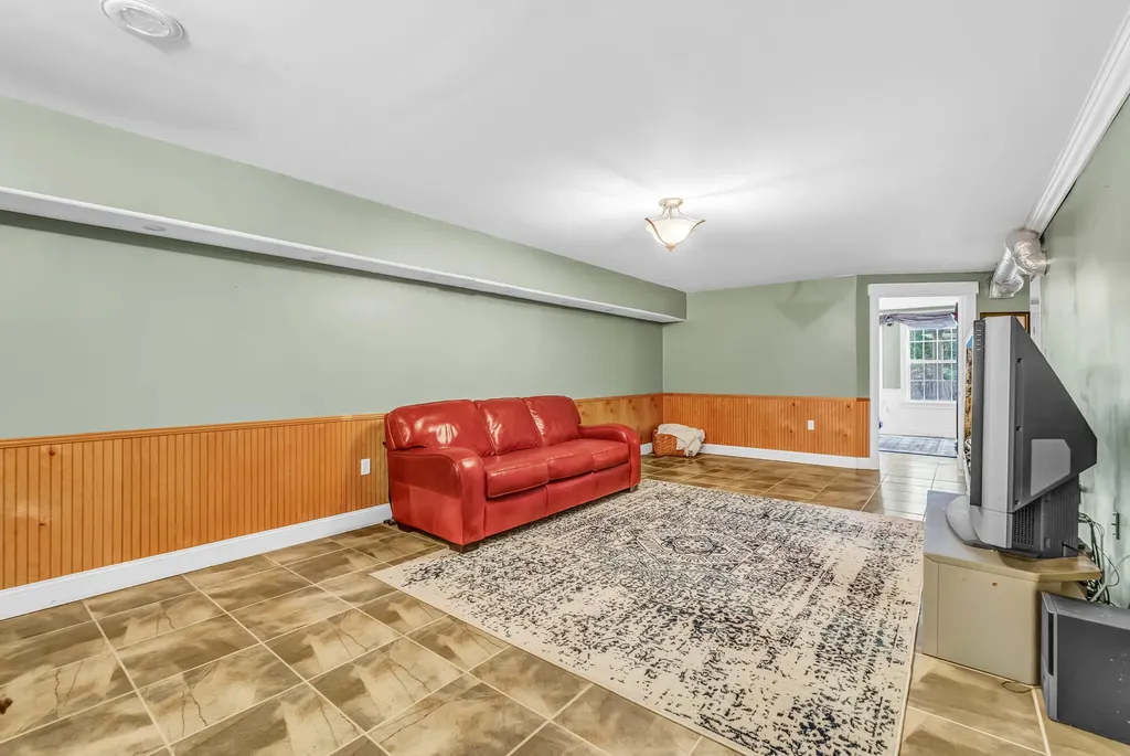 78 Star Drive Minot ME 04258