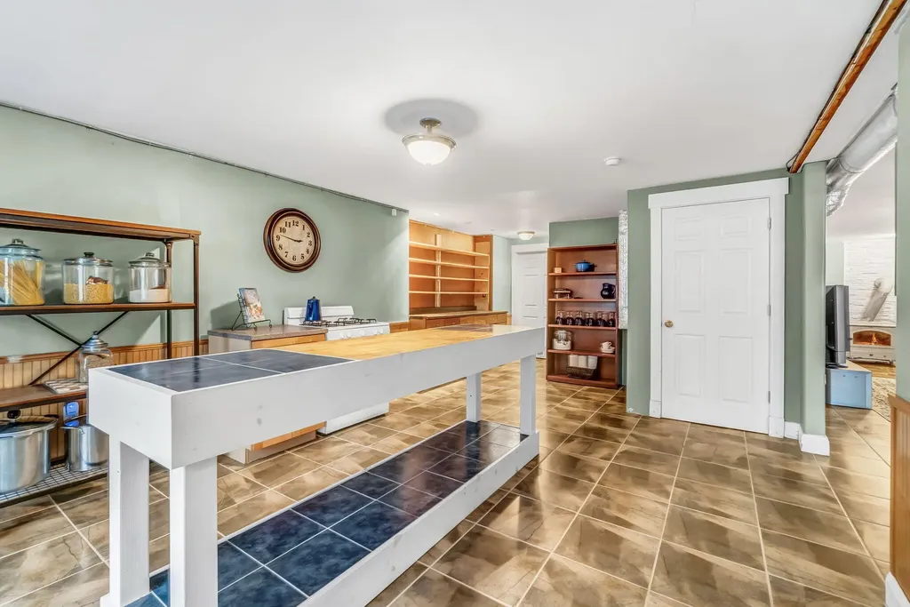 78 Star Drive Minot ME 04258