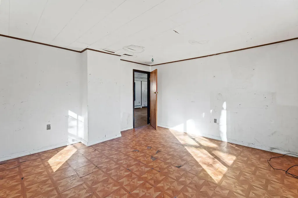 82 Summer Street Dover-foxcroft ME 04426