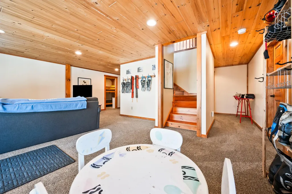 39 Adams Wulff Lane Sandy River Plt ME 04970