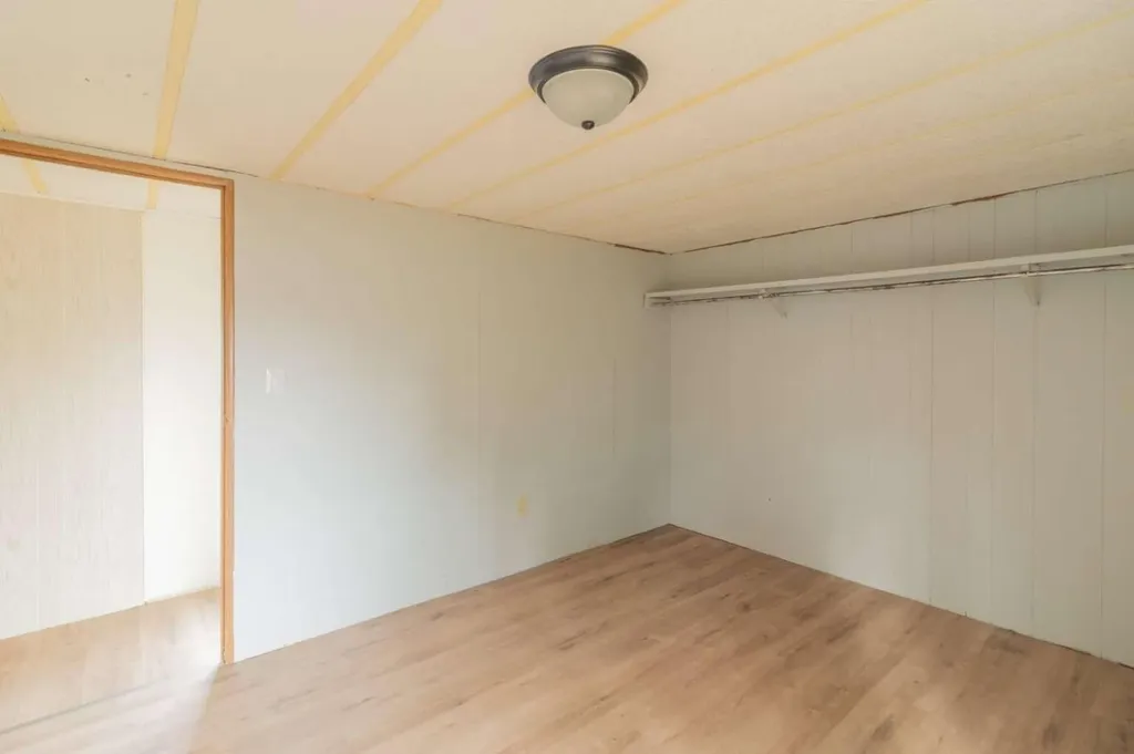 17 Tufton Street Brunswick ME 04011