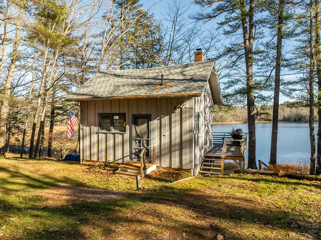 291 Mic Mac Lane Union ME 04862