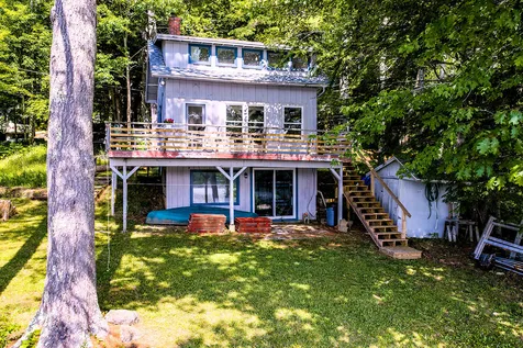 291 Mic Mac Lane Union ME 04862
