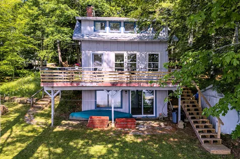 291 Mic Mac Lane Union ME 04862
