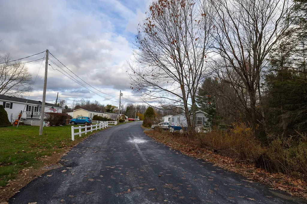 6-38 Stevens Lane Farmingdale ME 04344