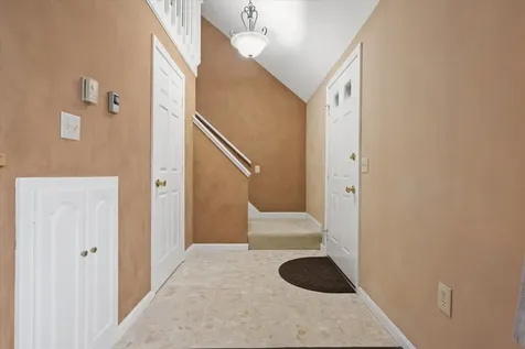 22 Cortland Circle Bangor ME 04401