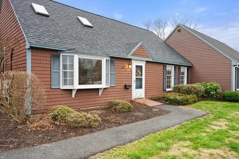22 Cortland Circle Bangor ME 04401