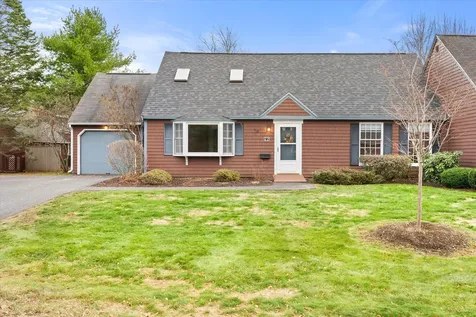 22 Cortland Circle Bangor ME 04401