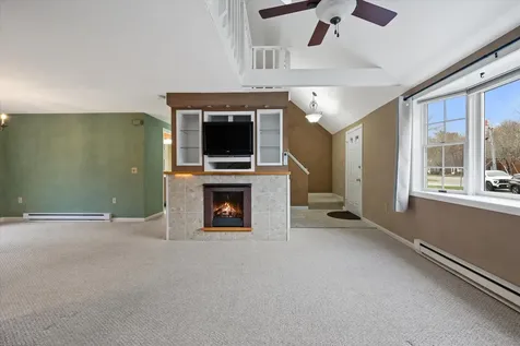 22 Cortland Circle Bangor ME 04401