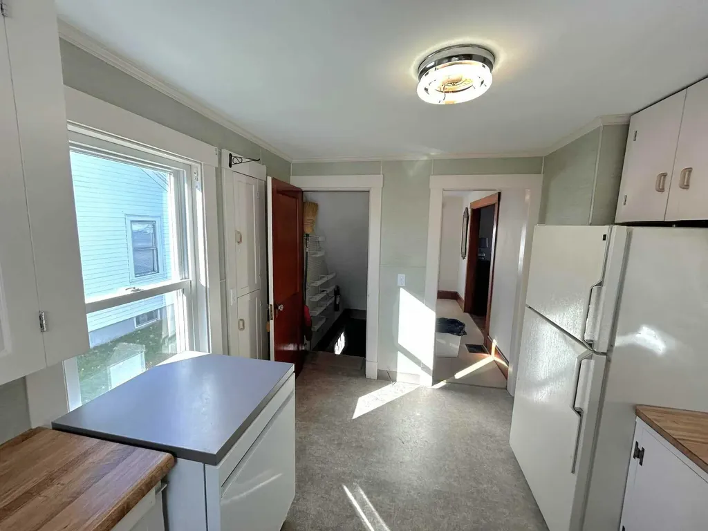 208 7th Street Bangor ME 04401