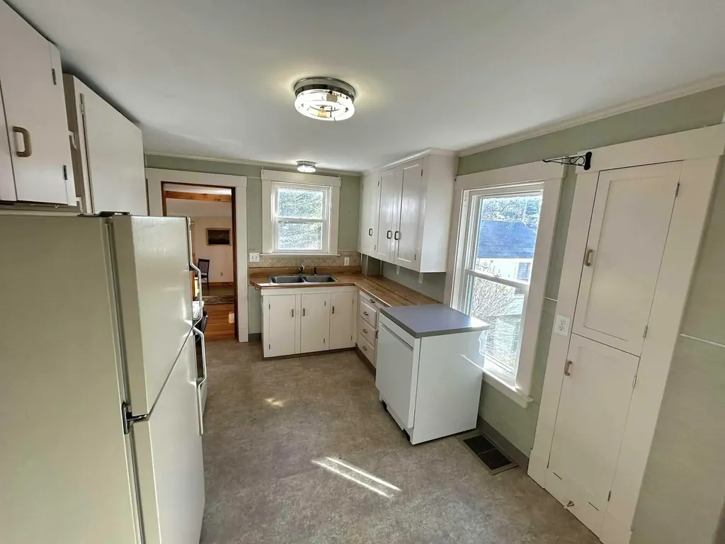 208 7th Street Bangor ME 04401