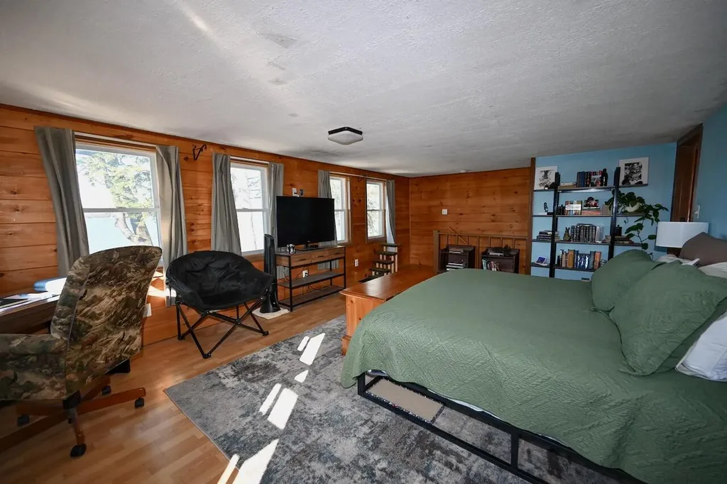 4 Nancy Lane Sabattus ME 04280