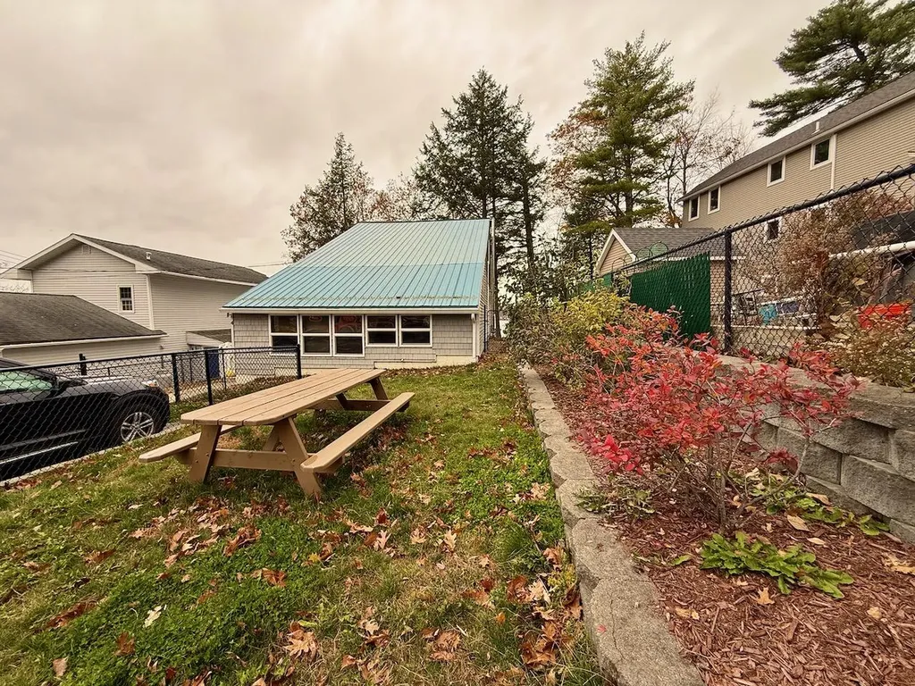 4 Nancy Lane Sabattus ME 04280