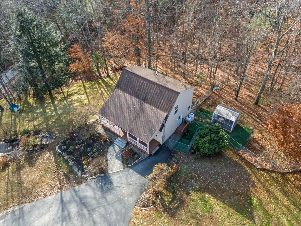 4 Chelsey Lane Gray ME 04039