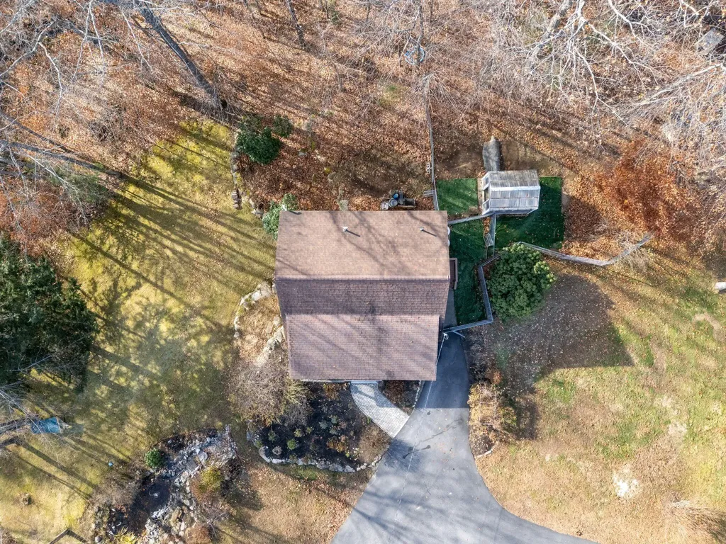 4 Chelsey Lane Gray ME 04039