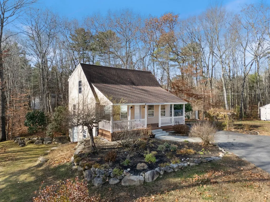 4 Chelsey Lane Gray ME 04039