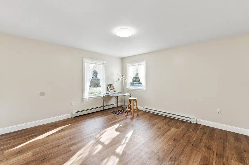 10 Penley Street Augusta ME 04330