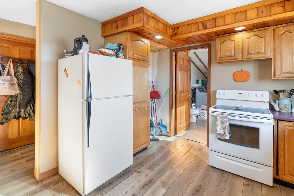 147 Upper Pond Road Litchfield ME 04350