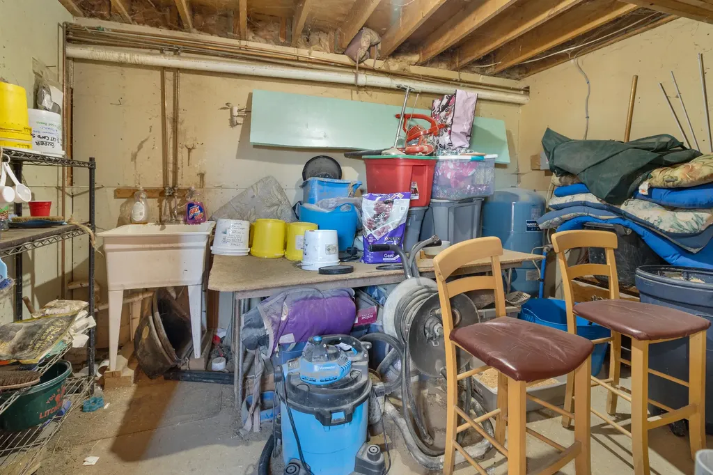 147 Upper Pond Road Litchfield ME 04350